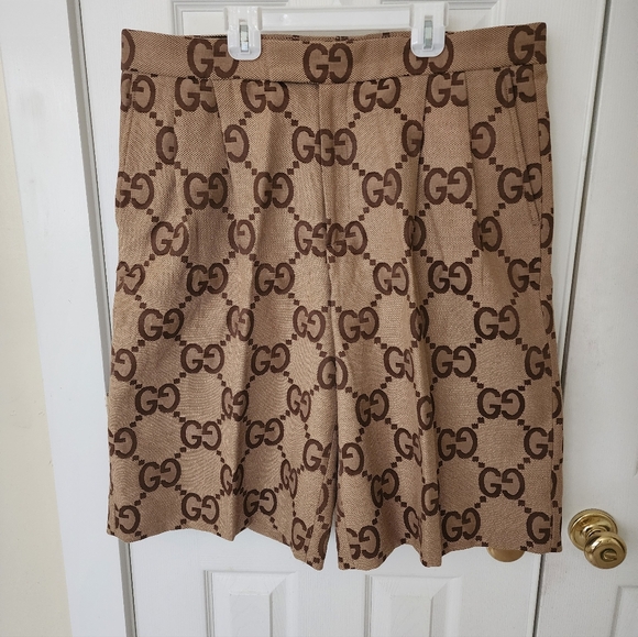 Gucci Jumbo GG Canvas Shorts - Picture 5 of 13